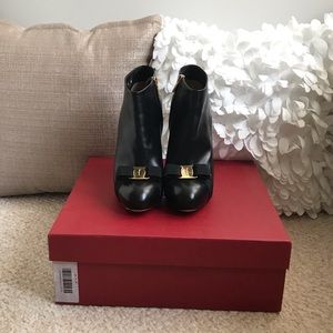 ferragamo bow booties